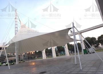 為什么用膜結(jié)構(gòu)建筑代替?zhèn)鹘y(tǒng)建筑的越來(lái)越多？