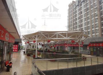 膜結(jié)構(gòu)如何在下雨天預(yù)防和解決積水問題？